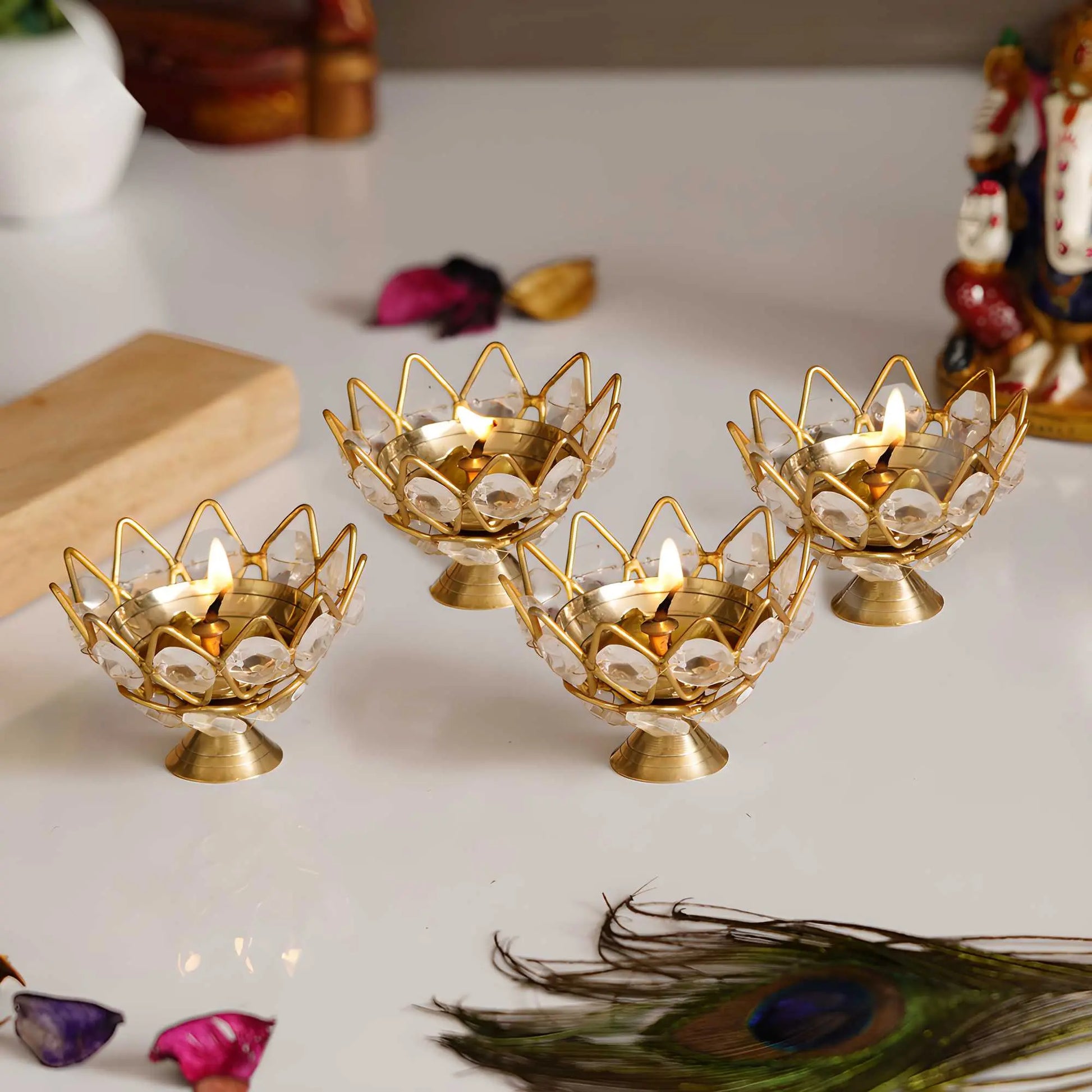 eCraftIndia Set of 4 Lotus Shape Crystal Tea Light Holder 8b5b24-7b